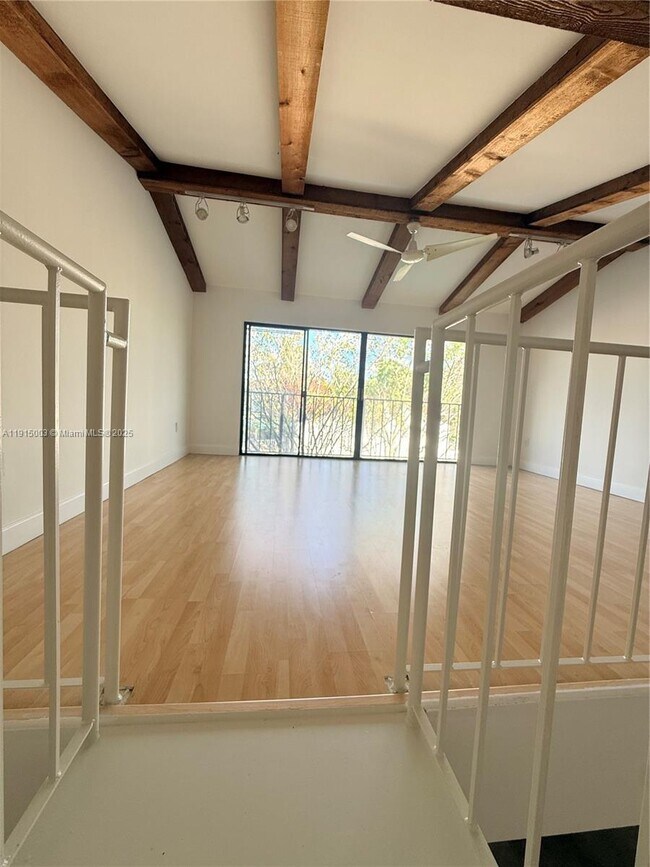 Building Photo - 15315 Loch Isle Dr W