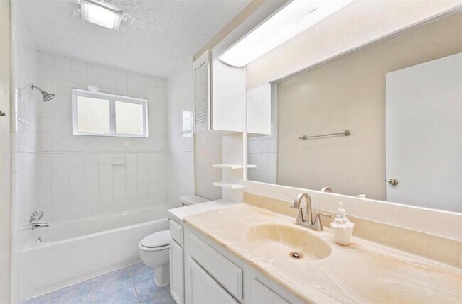 Building Photo - 1334 Great Dover Cir