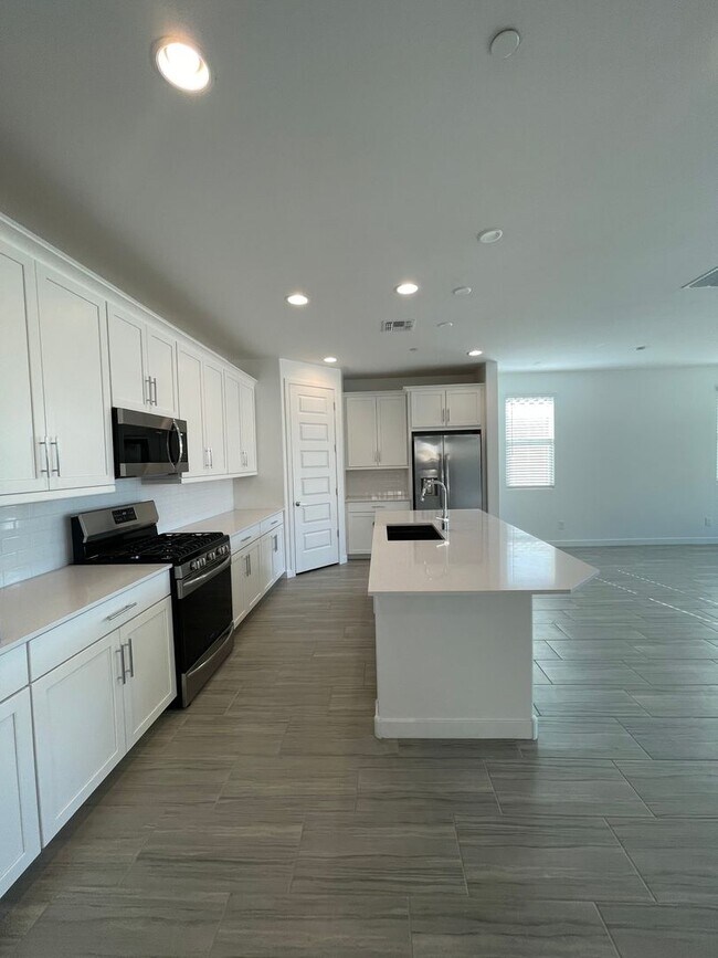 Building Photo - 12552 W Cassia Trail