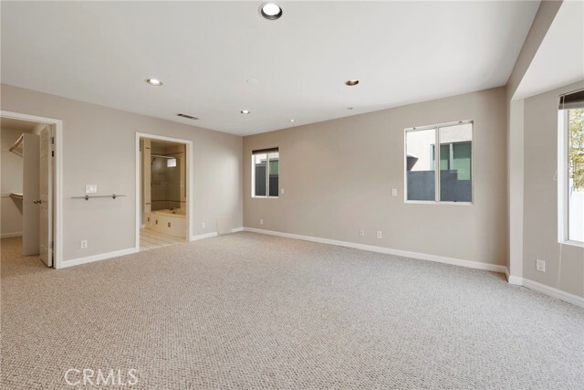 Building Photo - 1536 Silver St