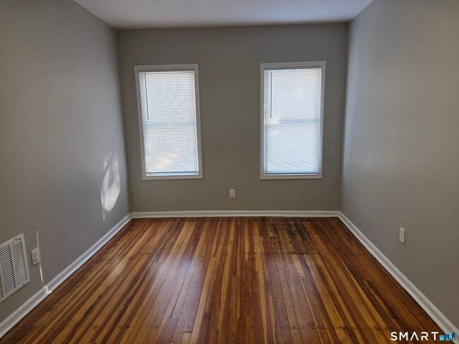 Building Photo - 248 Bassett St