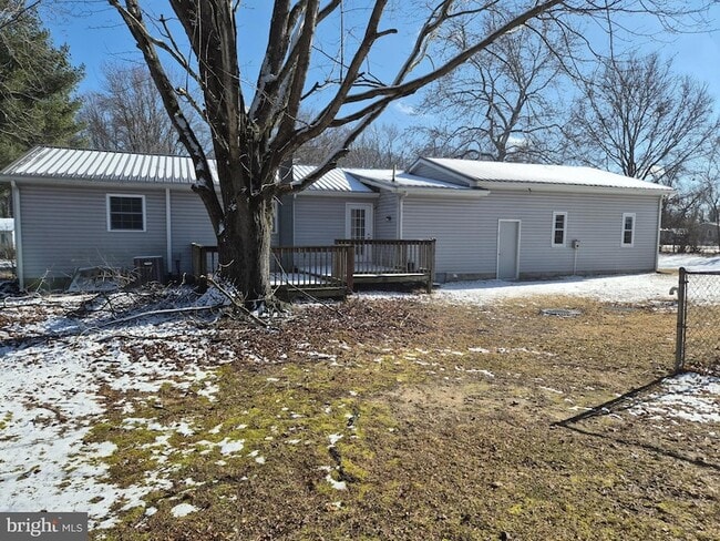 Building Photo - 149 Winfred Dr