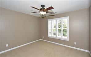 Building Photo - 759 Village Crest Dr NW