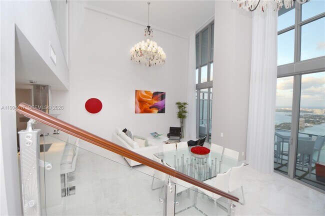 Building Photo - 1100 Biscayne Blvd