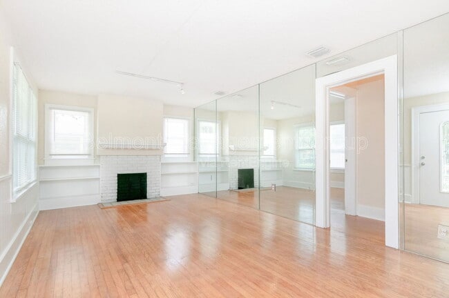 Building Photo - 1313 Buckingham Rd