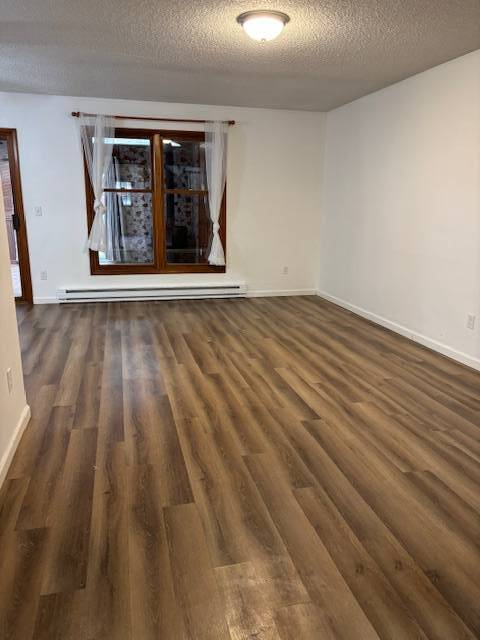 Building Photo - 37 Brenden Ct