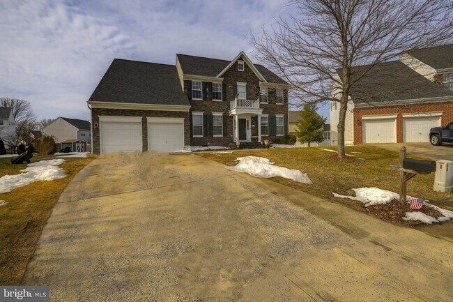 Building Photo - 601 Crossover Ct