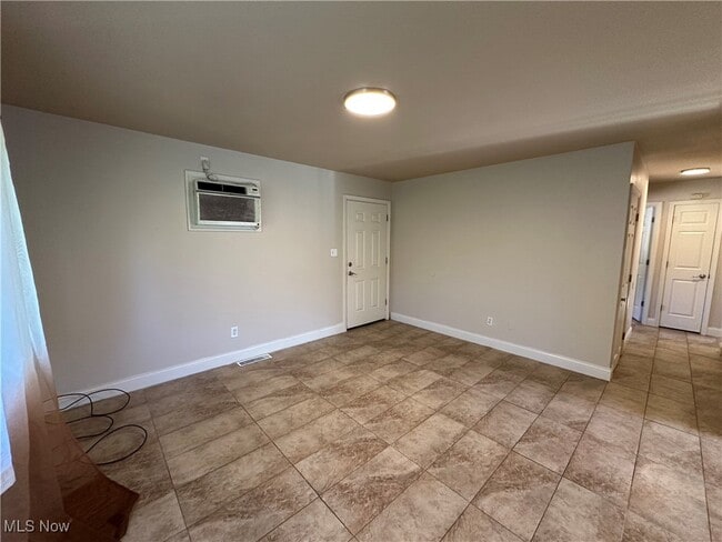 Building Photo - 3017 Northgate Ave