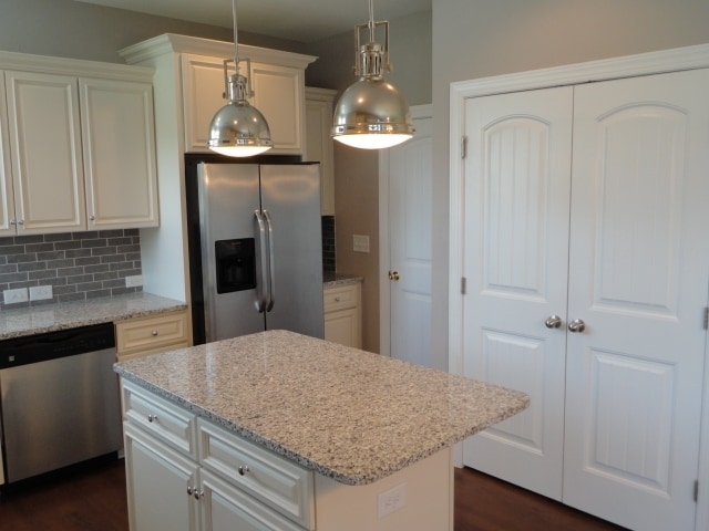 Building Photo - 108 Occidental Dr