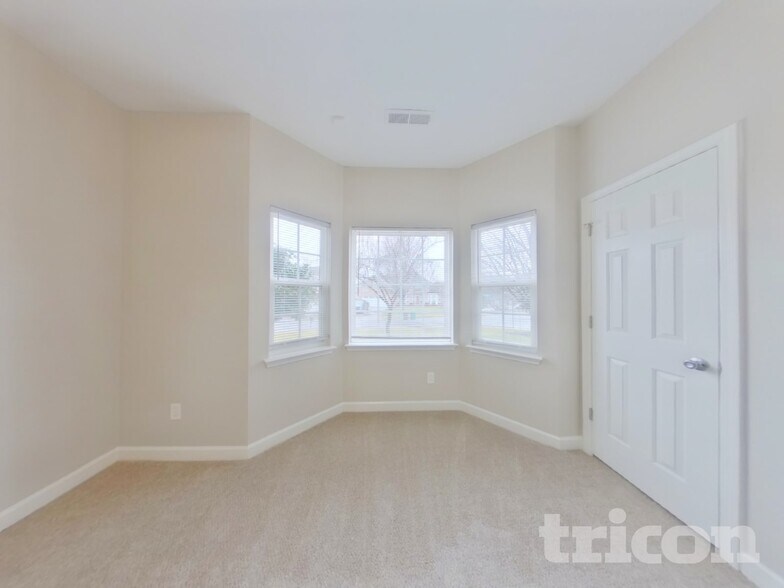 Building Photo - 8530 Delamere Ln