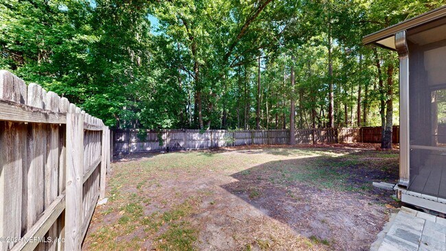 Building Photo - 1063 Collinswood Dr W