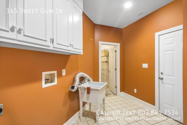 Building Photo - 145 Sweet Gum Ln