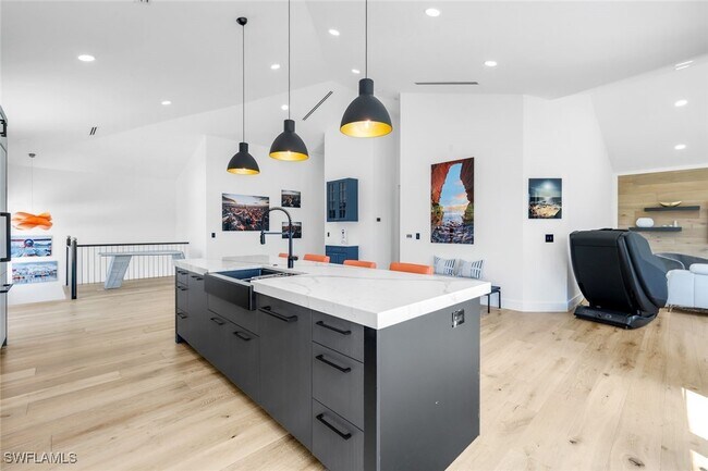 Building Photo - 6677 Hunters Rd