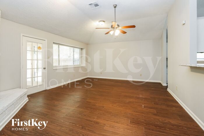 Building Photo - 6027 Woodmancote Dr