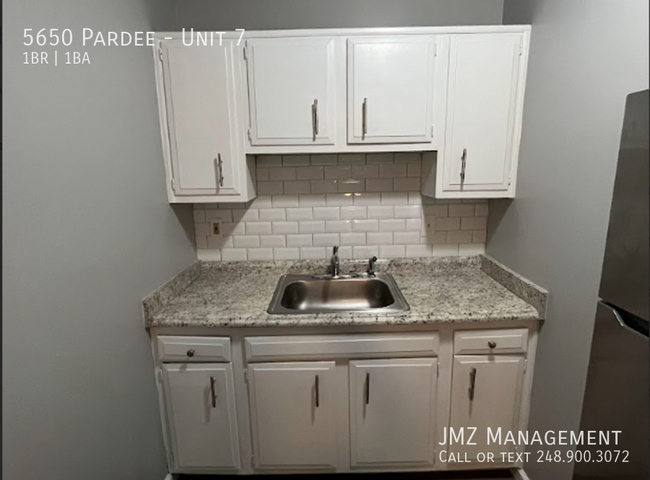 Building Photo - 5650 Pardee-Unit 7