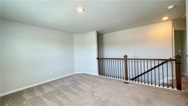 Building Photo - 2920 Westgate Park Dr