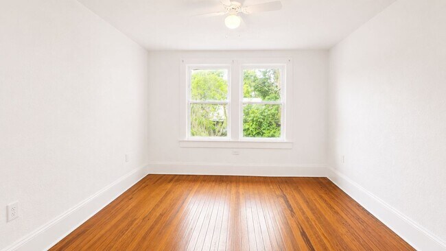 Building Photo - 128 Orange Ave