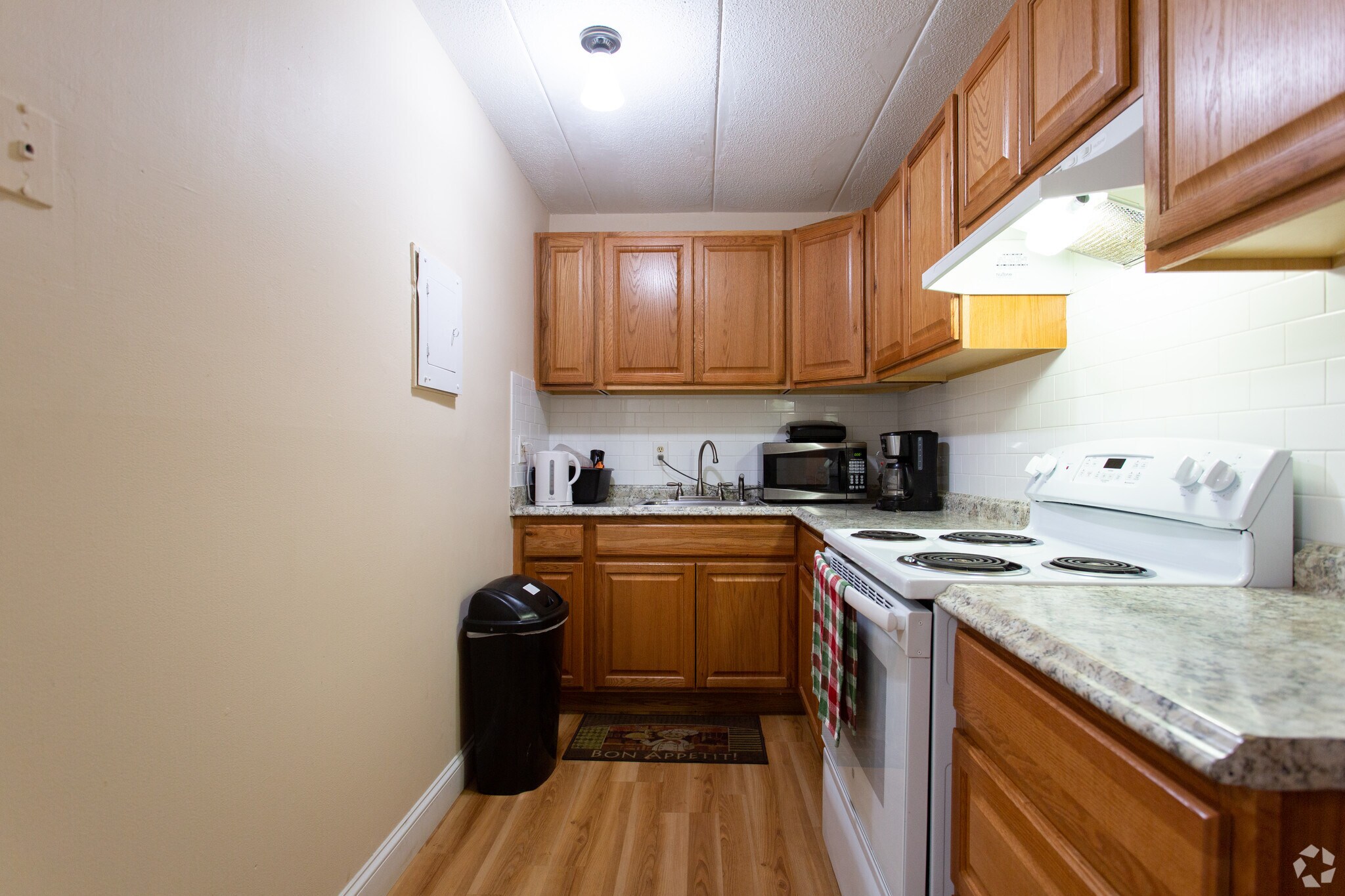 Parkwood Apartments 16 James St Malden MA 02148 Apartment Finder