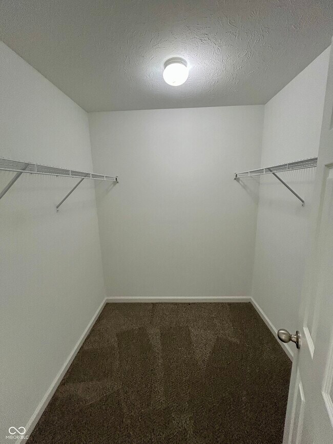 Building Photo - 4829 Penoyer Ln