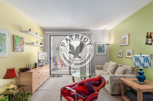 Building Photo - 9708 E Vía Linda