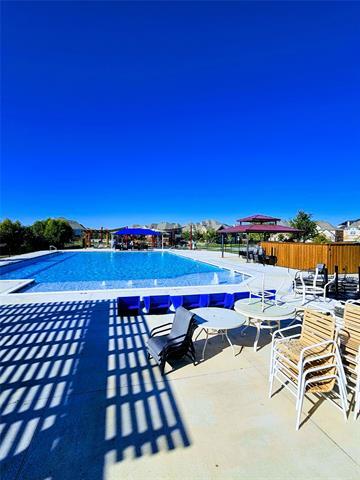 Building Photo - 13713 Blue Bell Dr