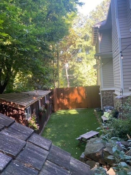 Building Photo - 1891 Ardmore Rd NW