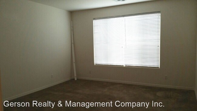 Building Photo - 14391 W Desert Flower Dr