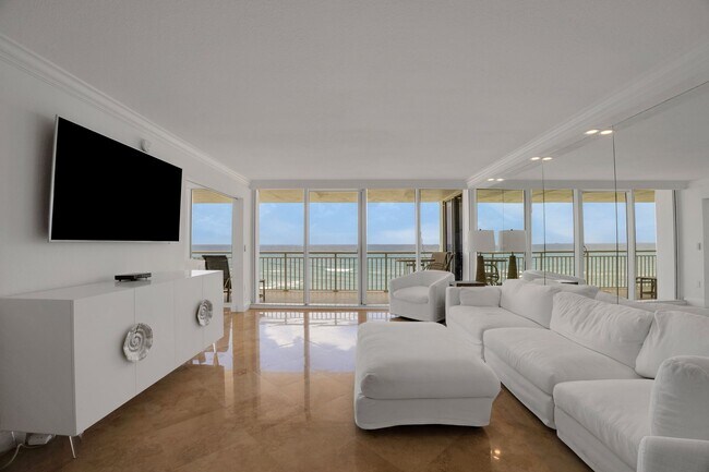 Building Photo - 3546 S Ocean Blvd
