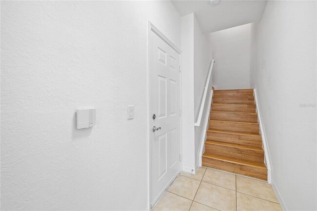 Building Photo - 2532 Grand Central Pkwy