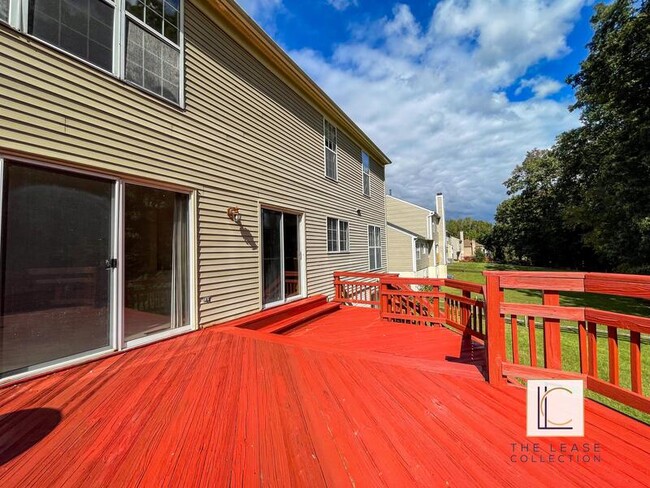 Building Photo - 15412 Overlea Ct