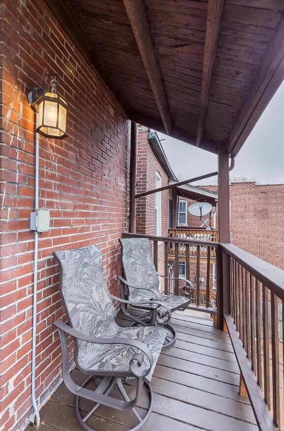 Building Photo - 3524 S Compton Ave