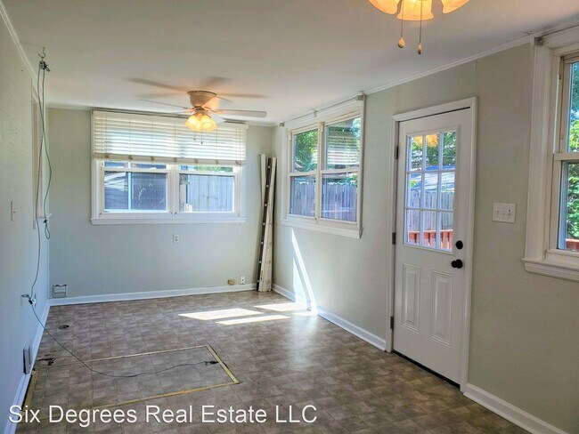 Building Photo - 2 br, 1 bath House - 120 Franck Ave
