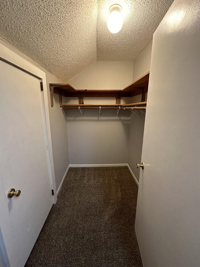 Building Photo - 820 Blake St