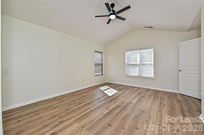 Building Photo - 10208 Old Carolina Dr