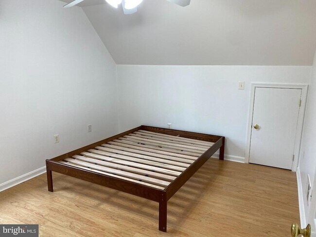 Building Photo - 14480 Woodstar Ct