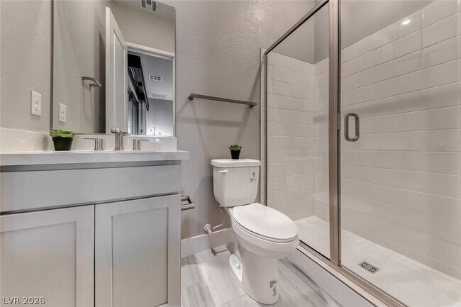 Building Photo - 375 Portus Delphini Ct