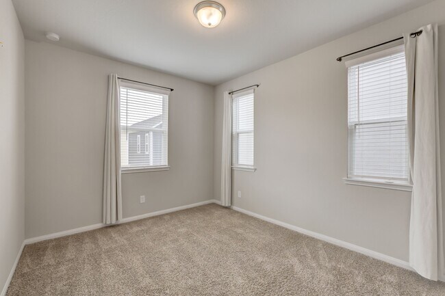 Building Photo - 1523 Parkland Oak Dr
