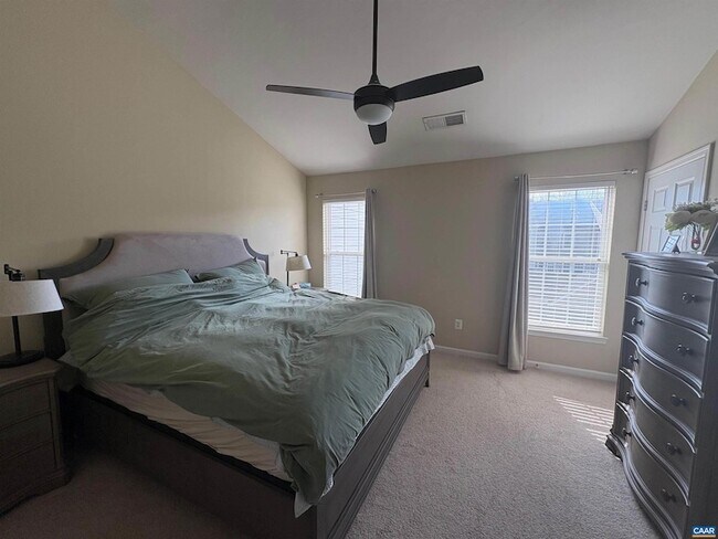 Building Photo - 904 Bing Ln