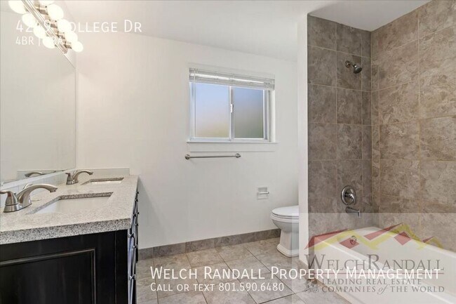 Building Photo - 4249 College Dr