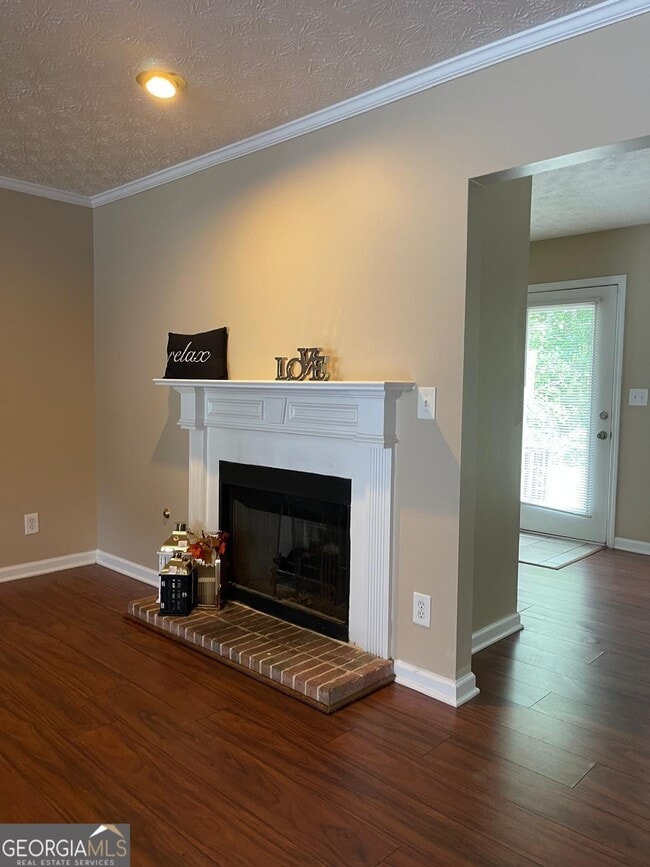 Building Photo - 2962 Stonecrest Ln