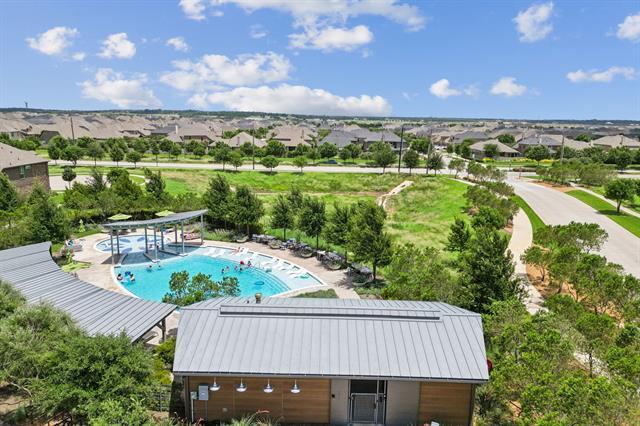 Building Photo - 913 Parkside Dr