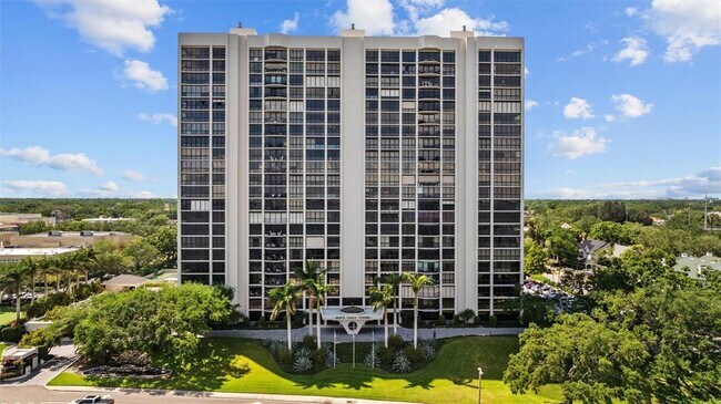 Building Photo - 3301 Bayshore Blvd