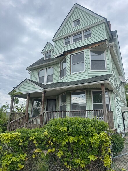 Building Photo - 1345 Addison Rd