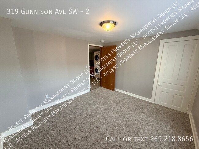 Building Photo - 319 Gunnison Ave SW