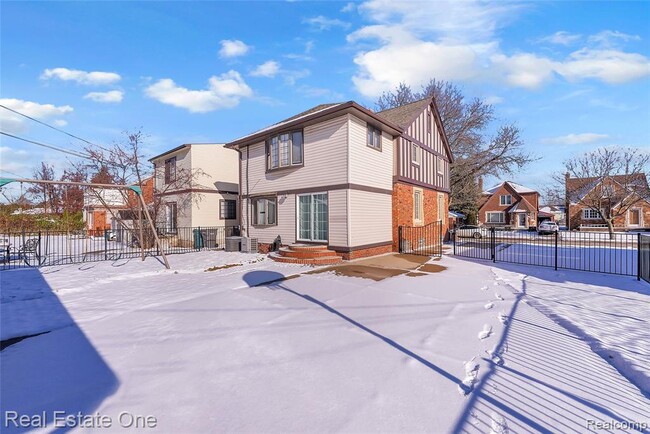 Building Photo - 4731 Korte St