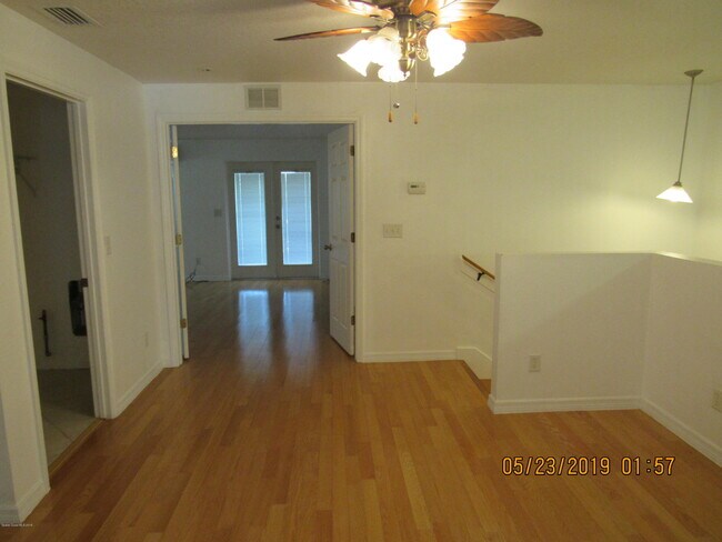 Building Photo - 156 Wilson Ave