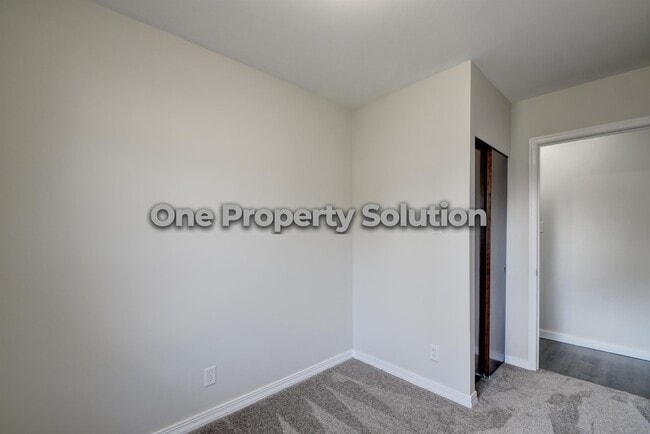 Building Photo - 6615 Rhode Island Ave