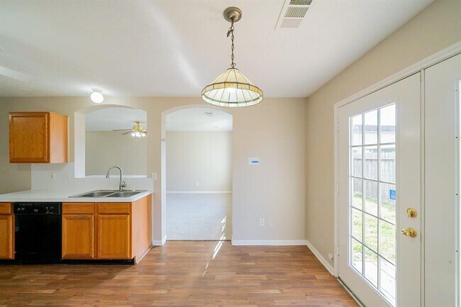 Building Photo - 2603 Desert Sage Dr