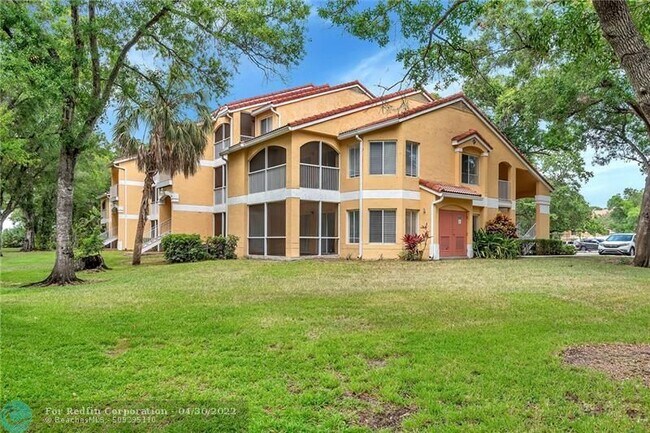Building Photo - 2331 NW 33rd St