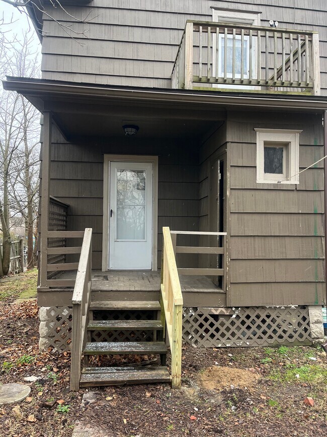 Building Photo - 1029 Harpster Ave